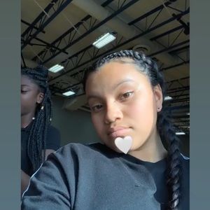 Meet your Posher, Samantha